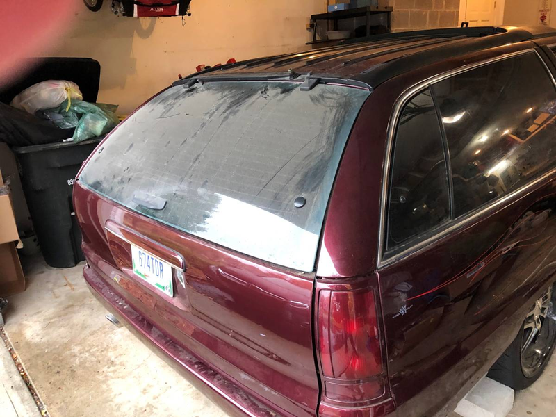 Illustration for article titled At $1,550, Could This Spooky 1996 Buick Roadmaster Project Scare Up A Buyer?